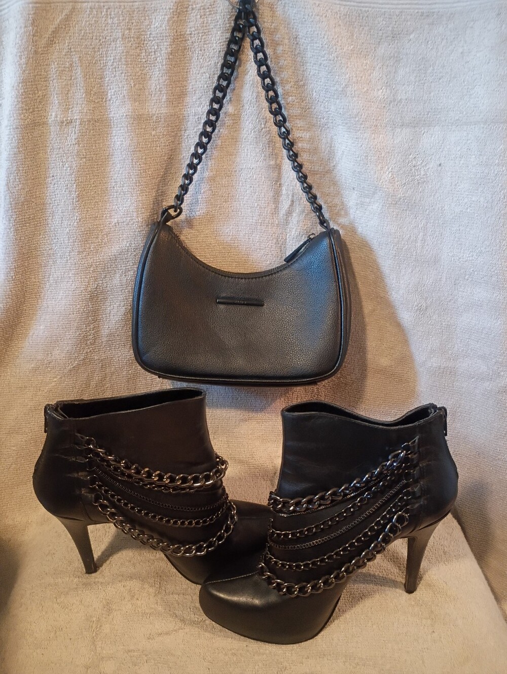 Micheal Sienna Style Black Leather Booties With Accent Chains + Aldo Purse.